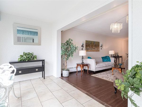 2050 White Birch Rd, Unit #111, Sidney, BC V8L 2R1
