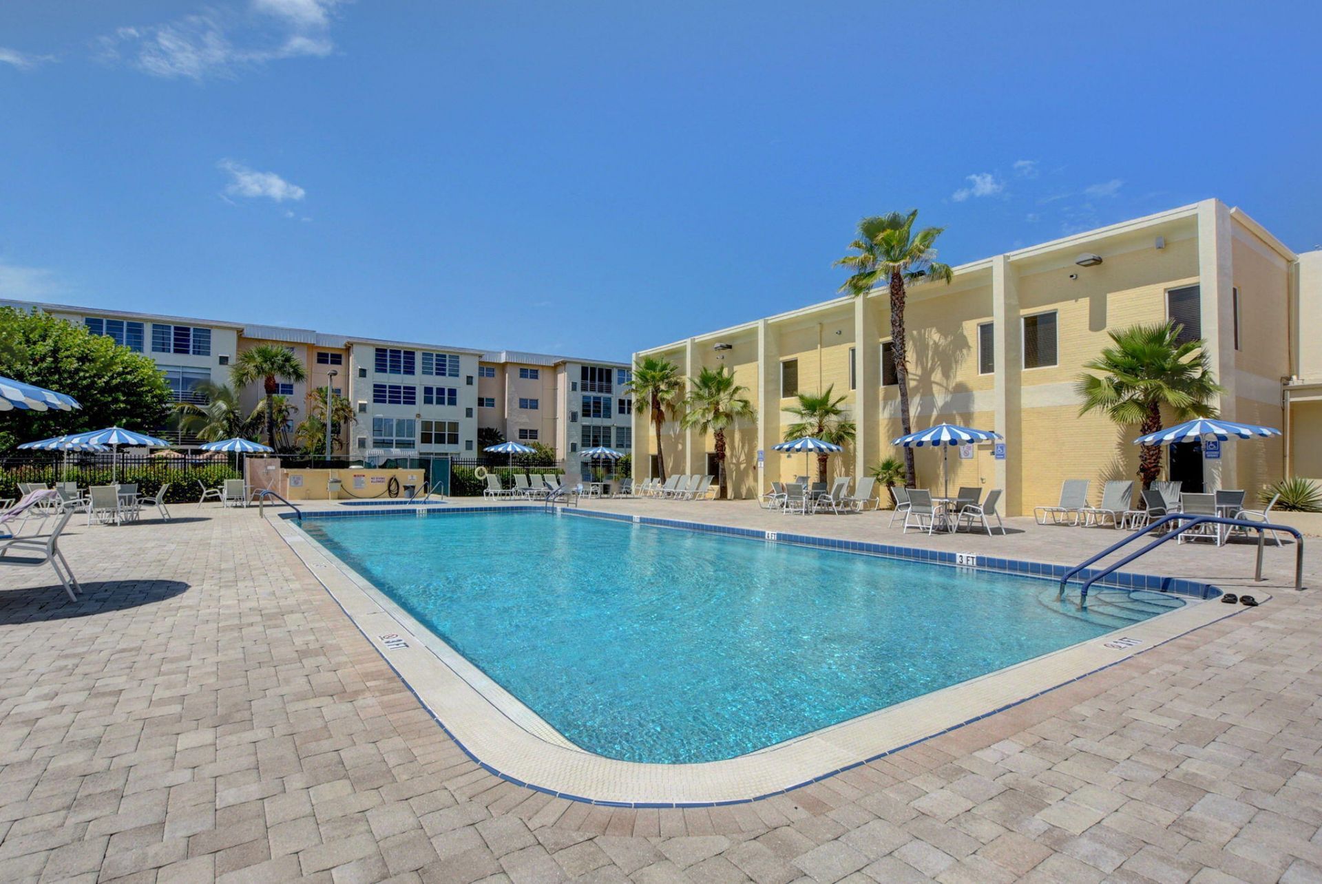 2615 NE 1st Court, Unit 312, Boynton Beach, FL 33435 Photo