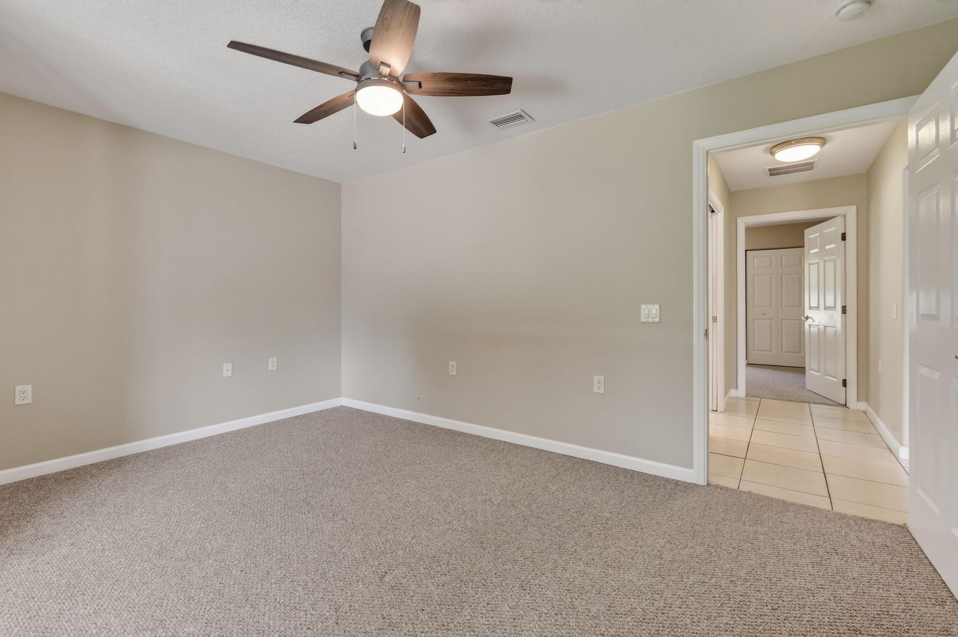 1061 SW Benschop Avenue, Port Saint Lucie, FL 34953 Photo