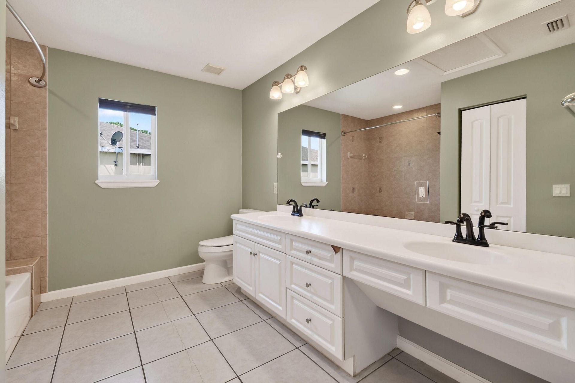1061 SW Benschop Avenue, Port Saint Lucie, FL 34953 Photo