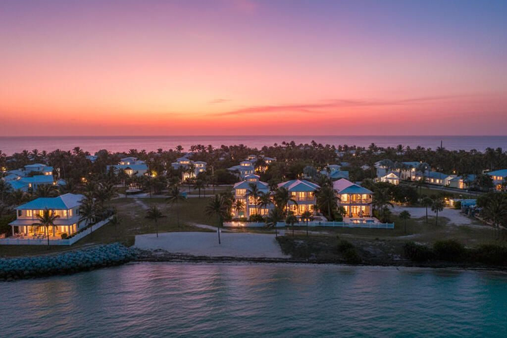 32 Sunset Key Drive, Key West, FL 33040 Photo