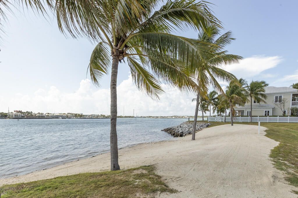 32 Sunset Key Drive, Key West, FL 33040 Photo