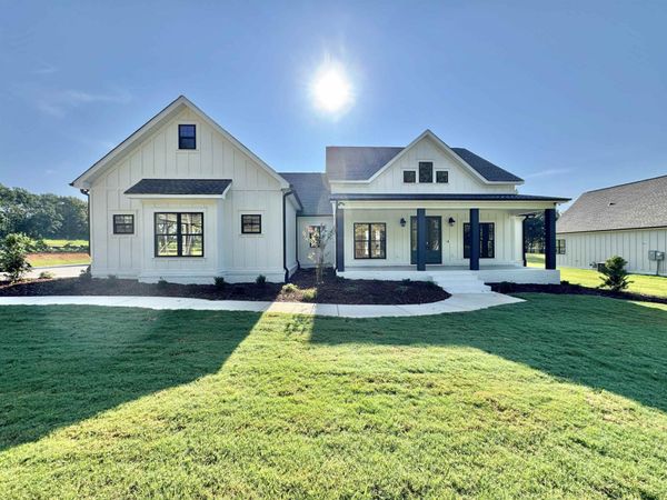 3862 Co Rd 61, Florence, AL 35634