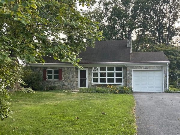 1983 STERLING PLACE , LANCASTER, PA 17601