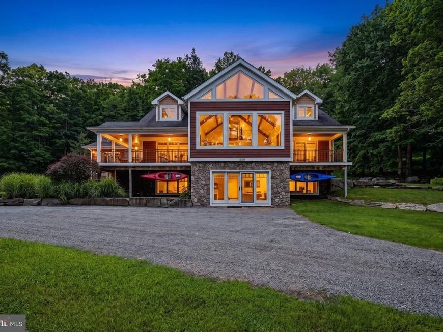 614 Masthope Plank Road, Lackawaxen, PA 18435 Main Photo