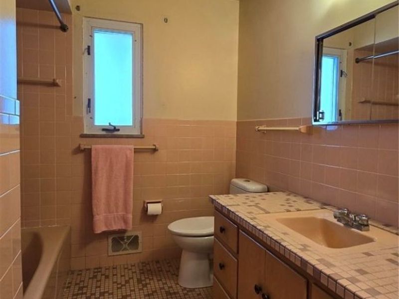 1190 Belle Avenue , Lakewood, OH 44107 Photo 25