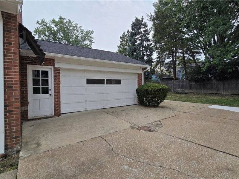 1190 Belle Avenue , Lakewood, OH 44107 Photo 42
