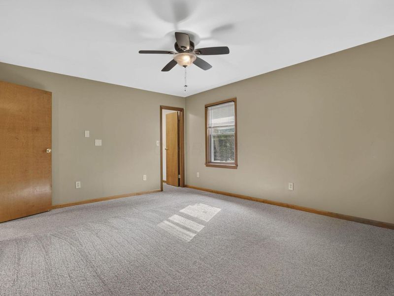 156 Northern Spy Drive, Howard, OH 43028 Photo 18