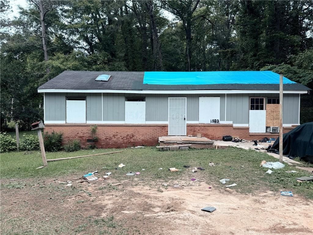 1582 Bridgeport Drive Nw, Atlanta, GA 30318 Main Photo