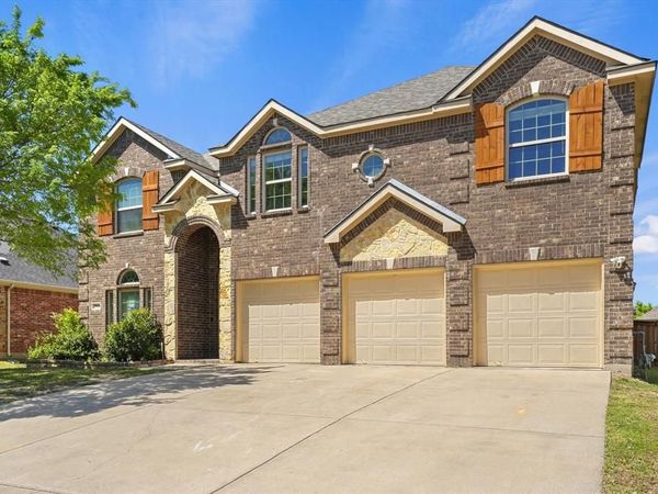 2824 Pino , Grand Prairie, TX 75054