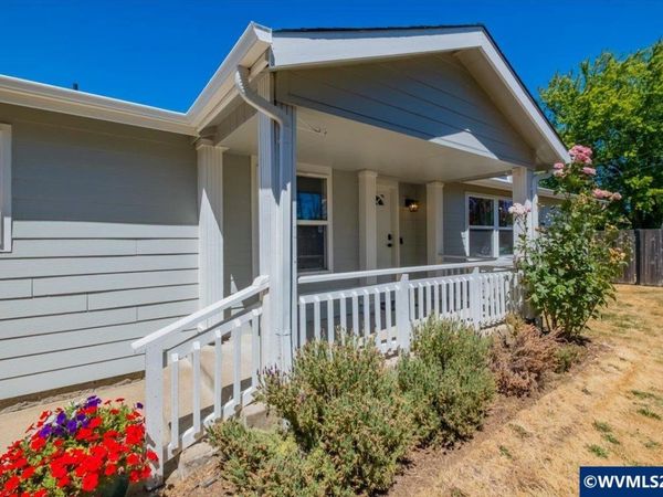 1697 NW Laura Vista Dr, Albany, OR 97321