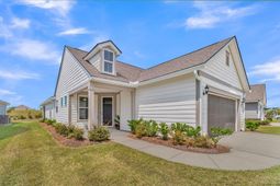 771 Blue Iris Way photo 4