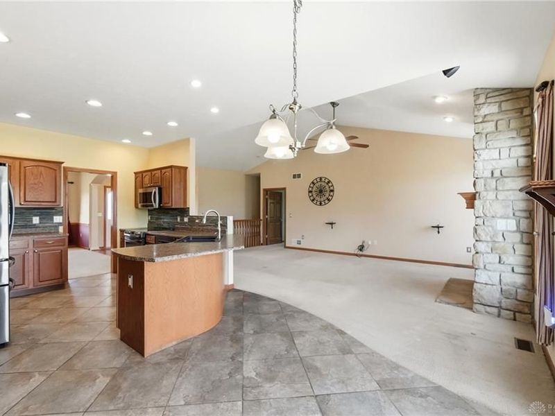 3678 Old Springfield Road, Springfield, OH 45502 Photo 21