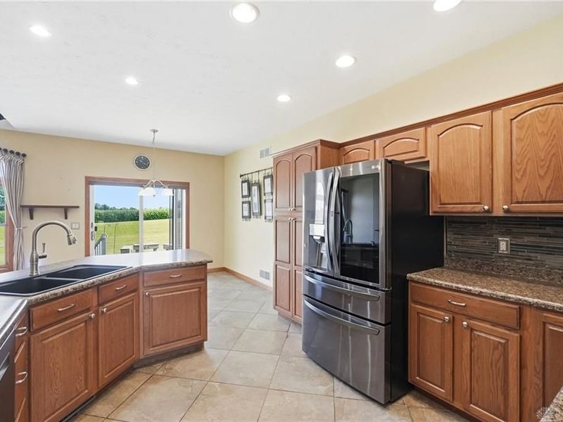 3678 Old Springfield Road, Springfield, OH 45502 Photo 24