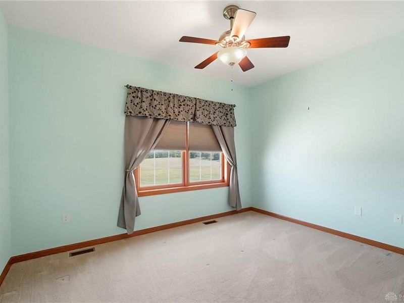 3678 Old Springfield Road, Springfield, OH 45502 Photo 42