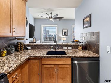210 S 16 Street, Unit 921, Omaha, NE 68102