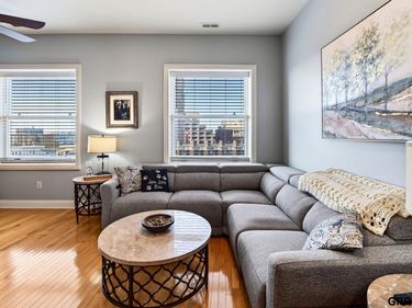210 S 16 Street, Unit 921, Omaha, NE 68102