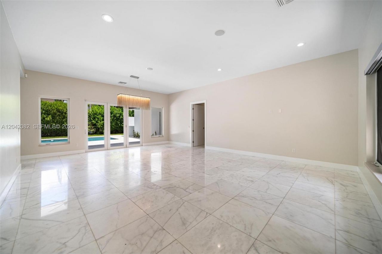 511 Madeira Ave , Coral Gables, FL 33134 Photo