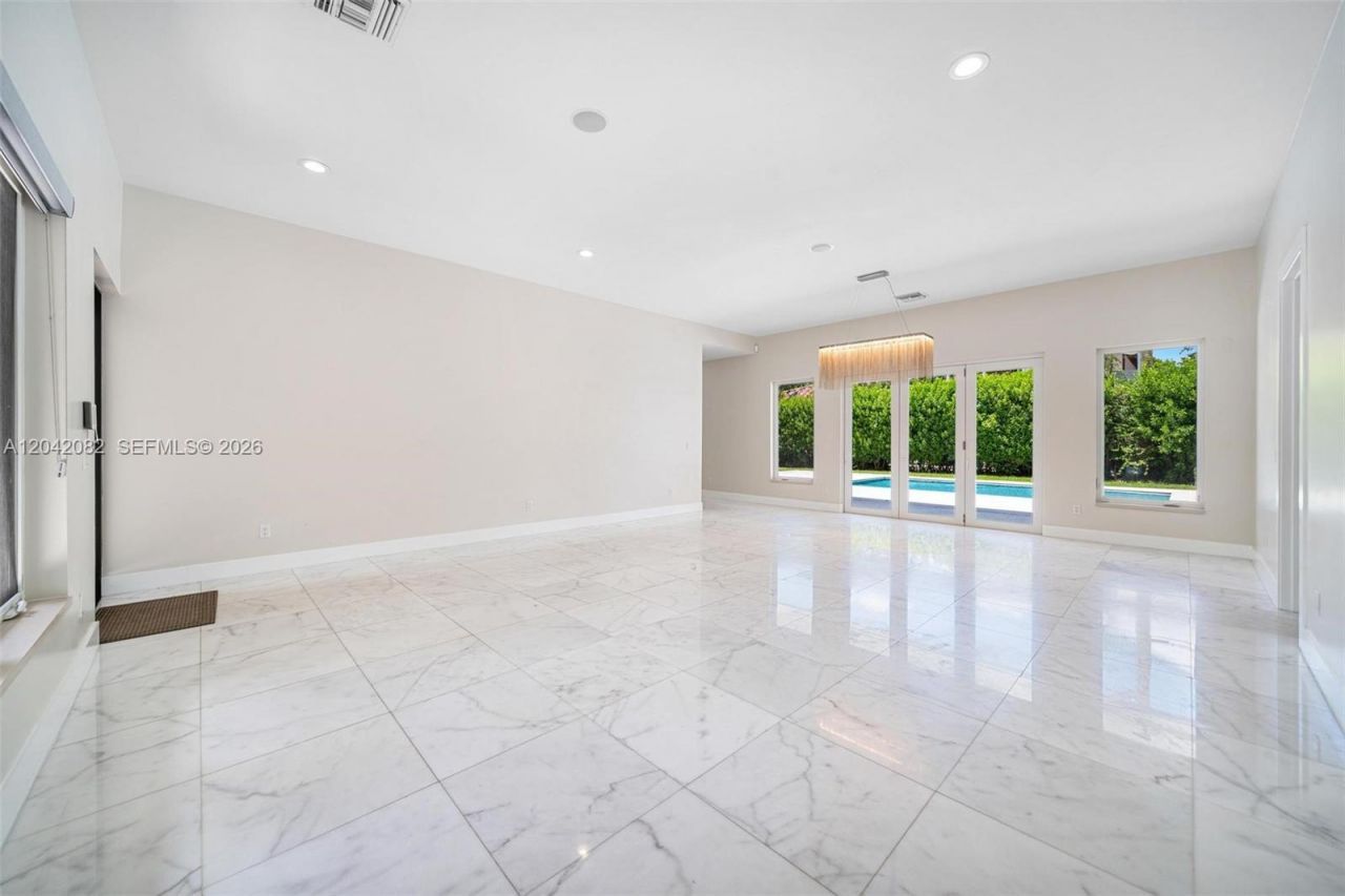 511 Madeira Ave , Coral Gables, FL 33134 Photo