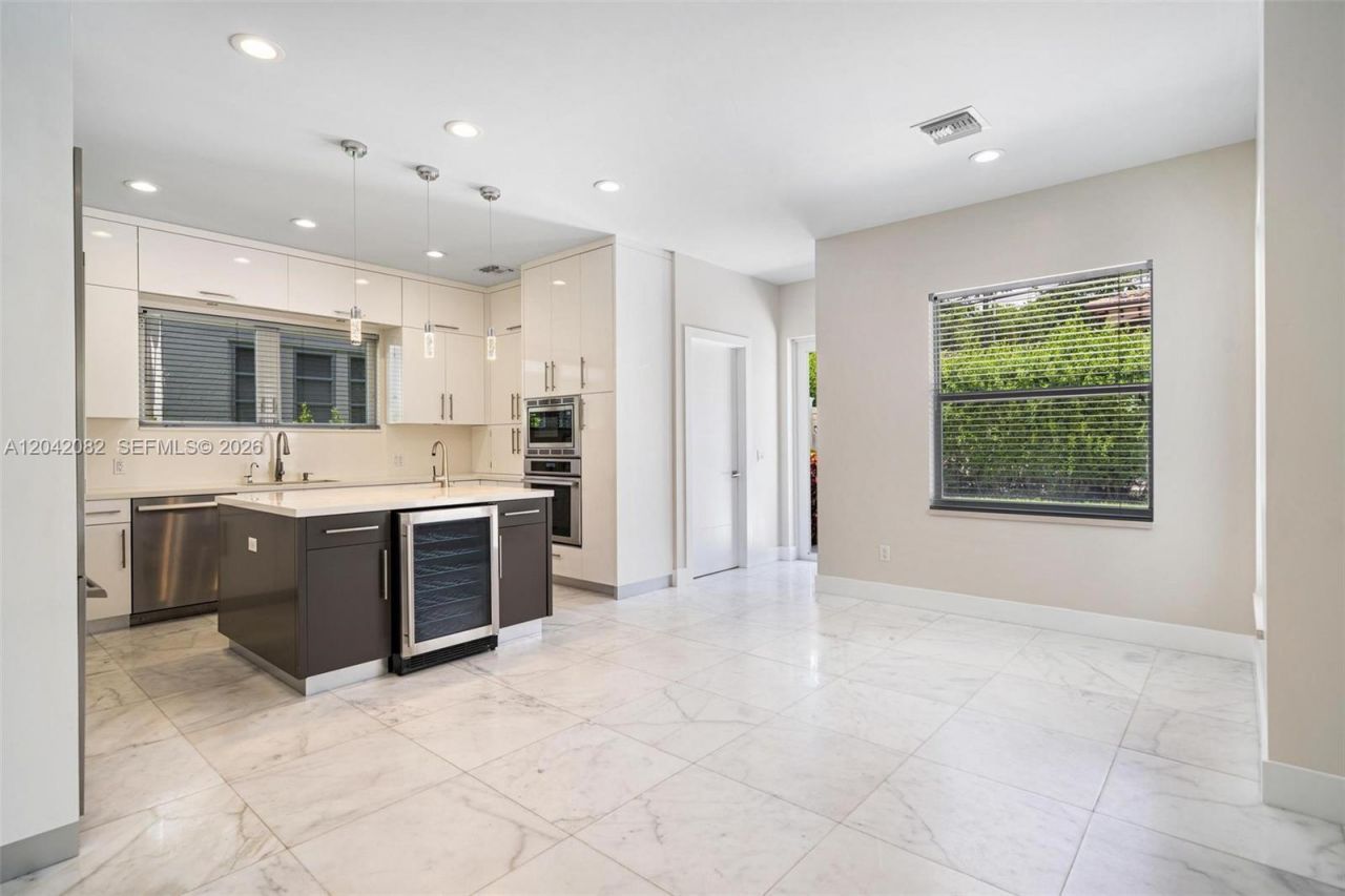 511 Madeira Ave , Coral Gables, FL 33134 Photo