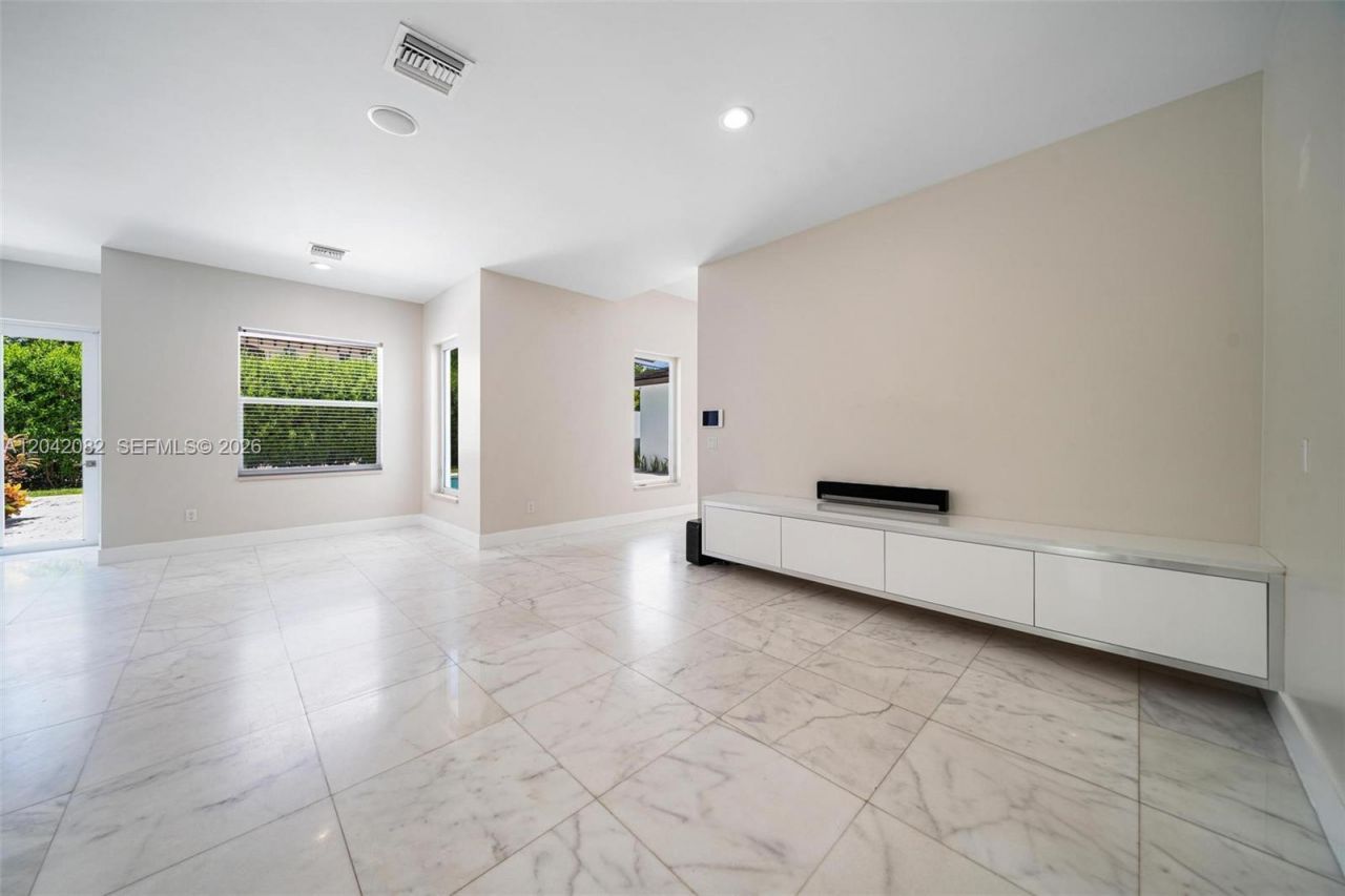 511 Madeira Ave , Coral Gables, FL 33134 Photo