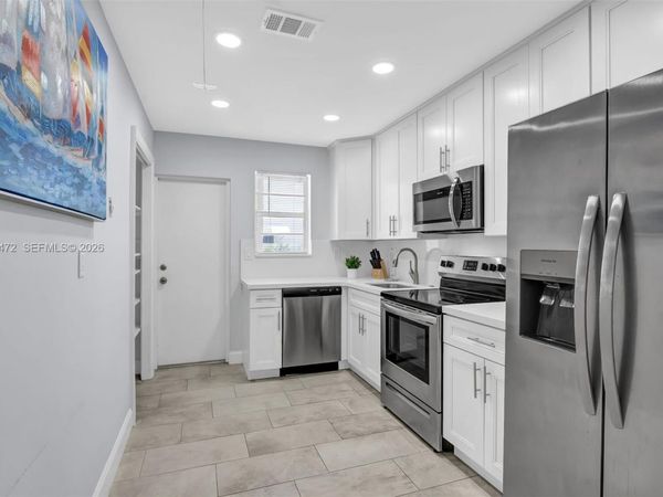 2160 NE 56th St , Unit 2, Fort Lauderdale, FL 33308