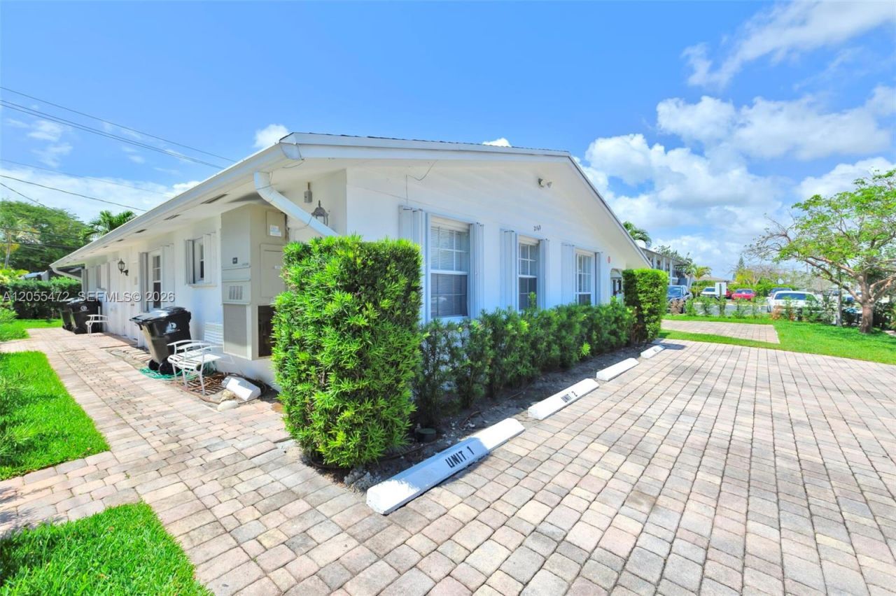 2160 NE 56th St, Unit 2, Fort Lauderdale, FL 33308 Photo