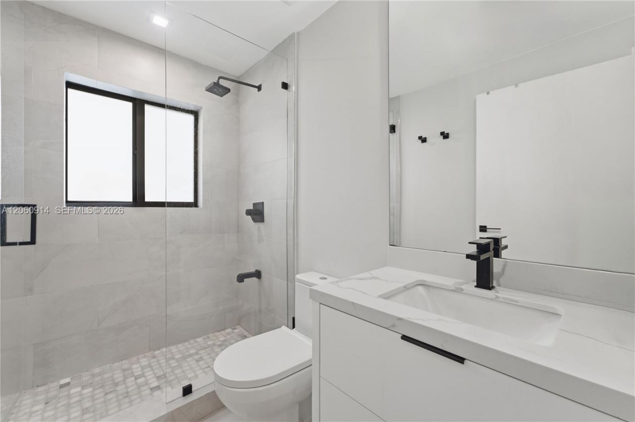 251 NE 95th St, Miami Shores, FL 33138 Photo
