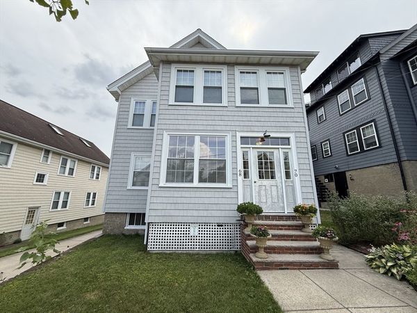 68 Templeton Parkway, Unit 68, Watertown, MA 02472