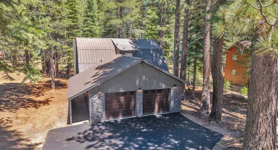 16244 Northwoods Boulevard, Truckee, CA 96161 Photo