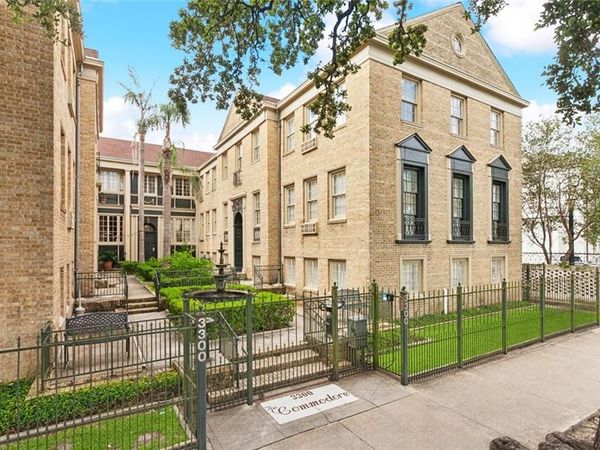 3300 ST CHARLES Avenue , Unit 2, New Orleans, LA 70115