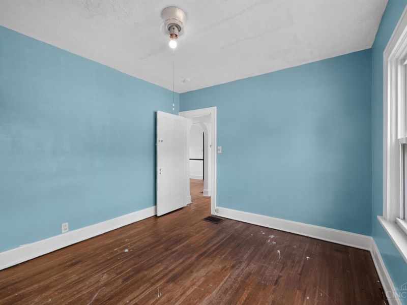 1803 Lawn Avenue, Cincinnati, OH 45237 Photo 18