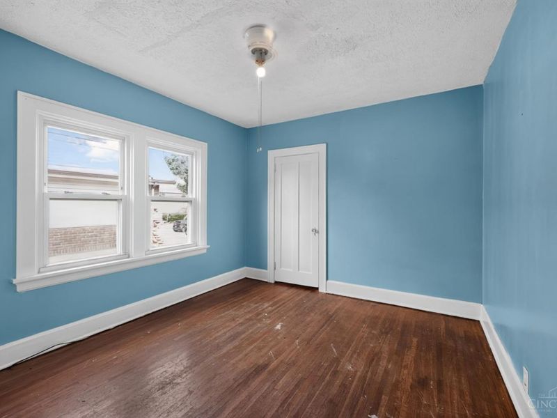 1803 Lawn Avenue, Cincinnati, OH 45237 Photo 22