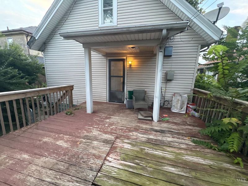 1803 Lawn Avenue, Cincinnati, OH 45237 Photo 8