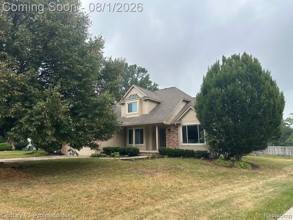 12220 Moceri Drive, Grand Blanc, MI 48439