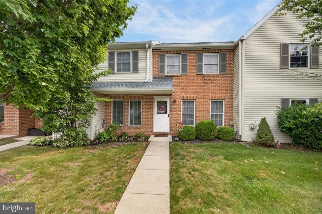 2216 MULBERRY COURT, LANSDALE, PA 19446