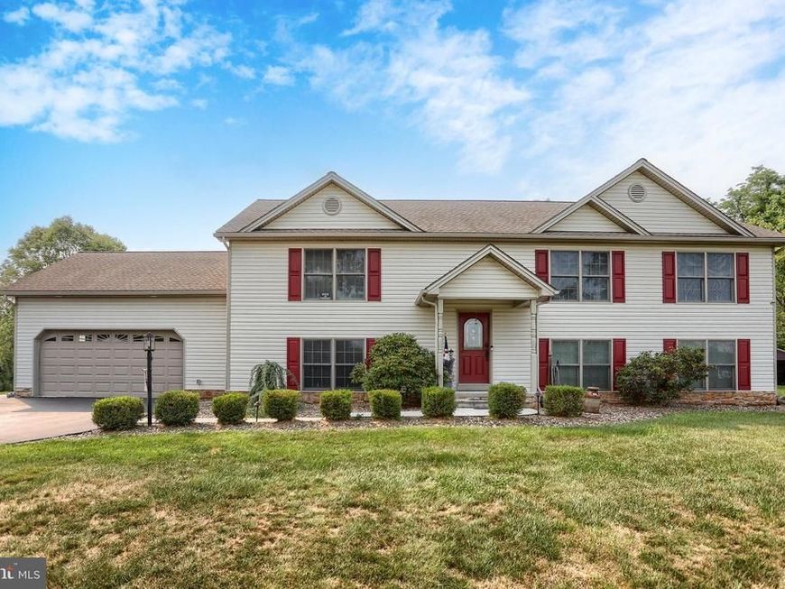 10 David Glenn Drive, Carlisle, PA 17015 Main Photo