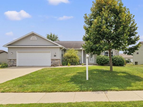 1904 Nighthawk Lane, Sauk City, WI 53583