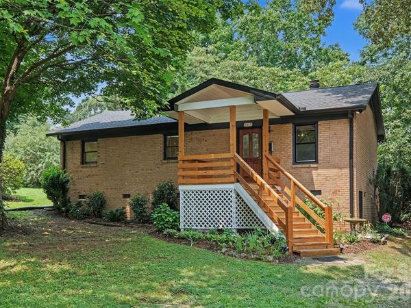 5315 Ruth Drive, Charlotte, NC 28215