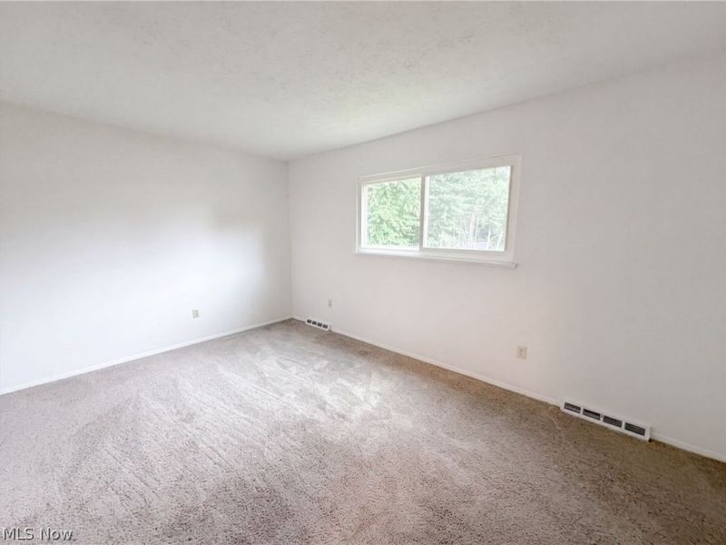 546 Kalene Court , Eastlake, OH 44095 Photo 10