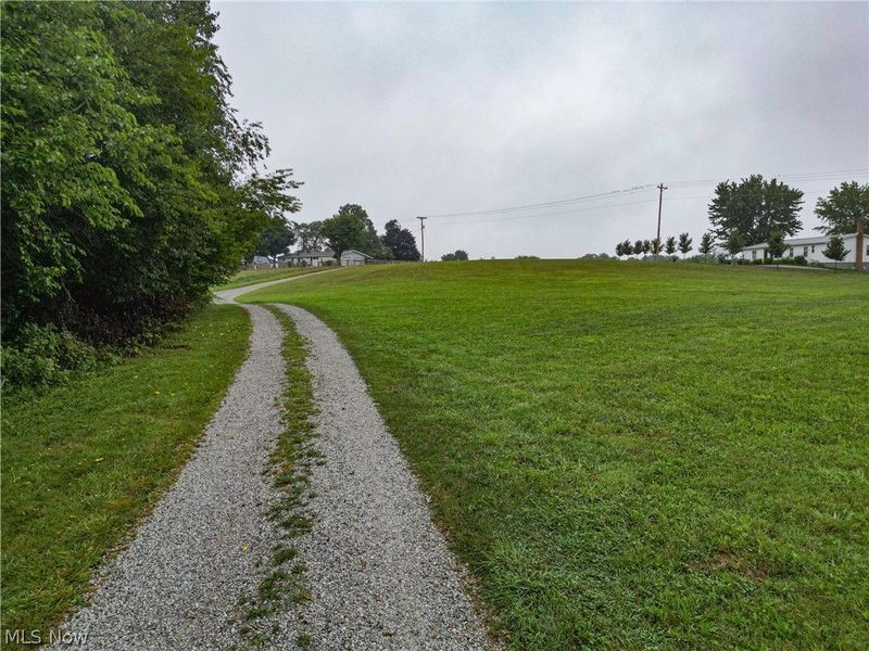 6148 County Road 68, Millersburg, OH 44654 Photo 16