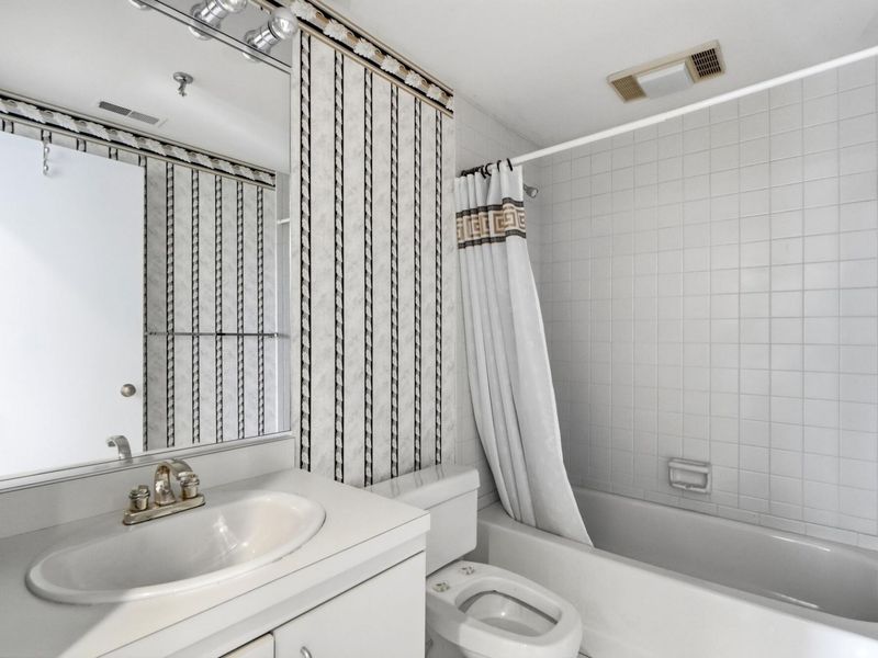 100 Riverside Place, Unit 303, Covington, KY 41011 Photo 15