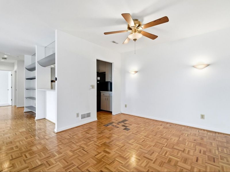 100 Riverside Place, Unit 303, Covington, KY 41011 Photo 9