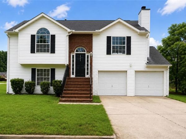 5706 Hidden Brook Circle, Atlanta, GA 30349
