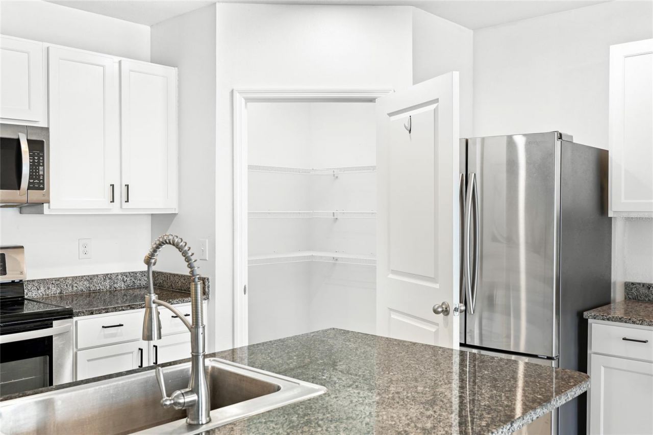 3909 Park Willow Avenue, Palmetto, FL 34221 Photo