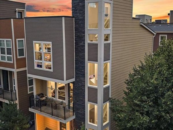 15795 E Broncos Place , Englewood, CO 80112