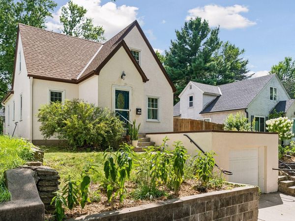 164 Wyoming Street E, Saint Paul, MN 55107