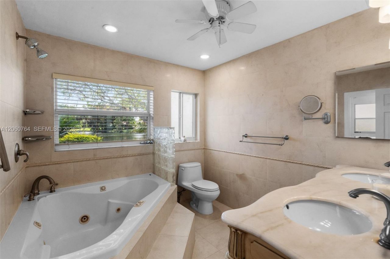 424 Sailboat Cir, Weston, FL 33326 Photo