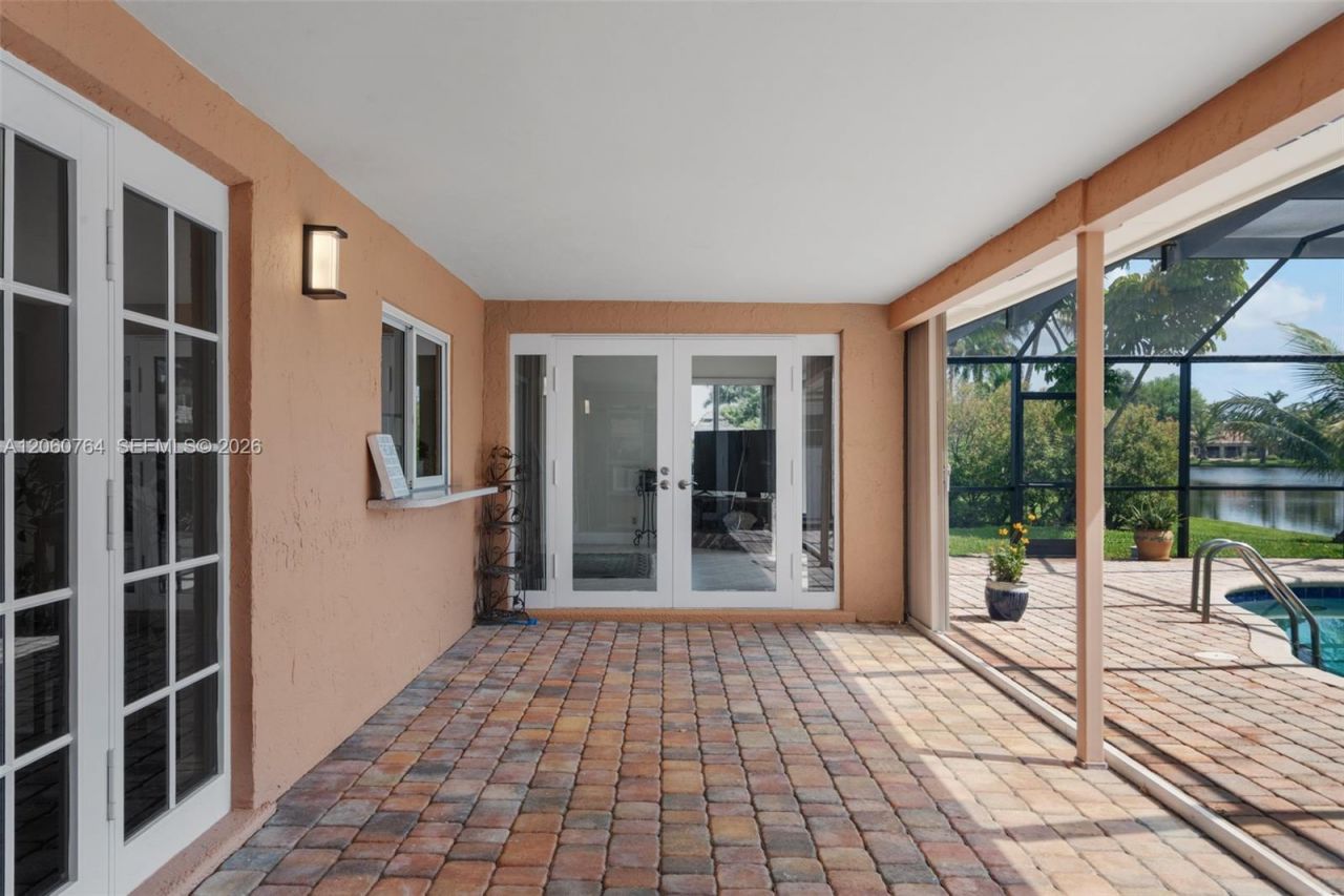 424 Sailboat Cir, Weston, FL 33326 Photo