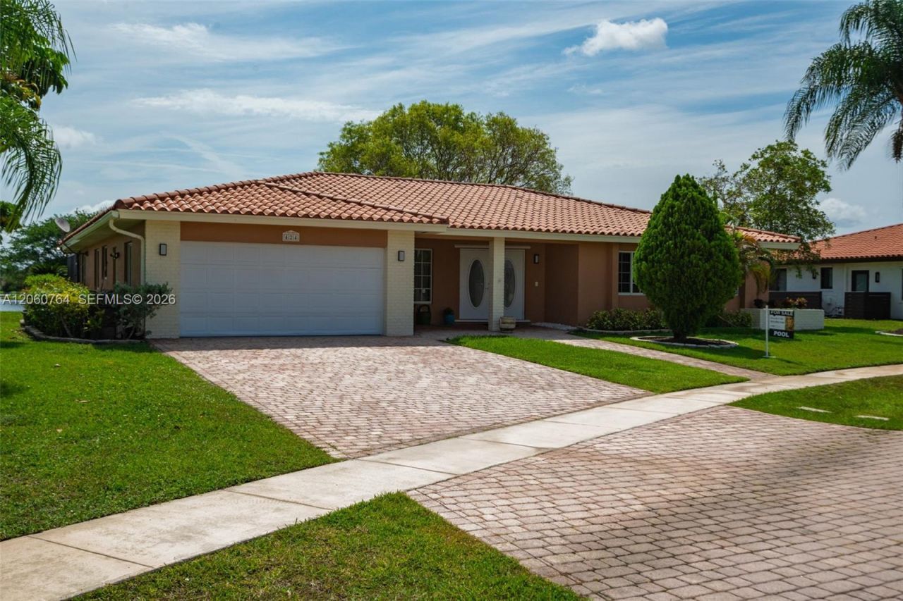 424 Sailboat Cir, Weston, FL 33326 Photo